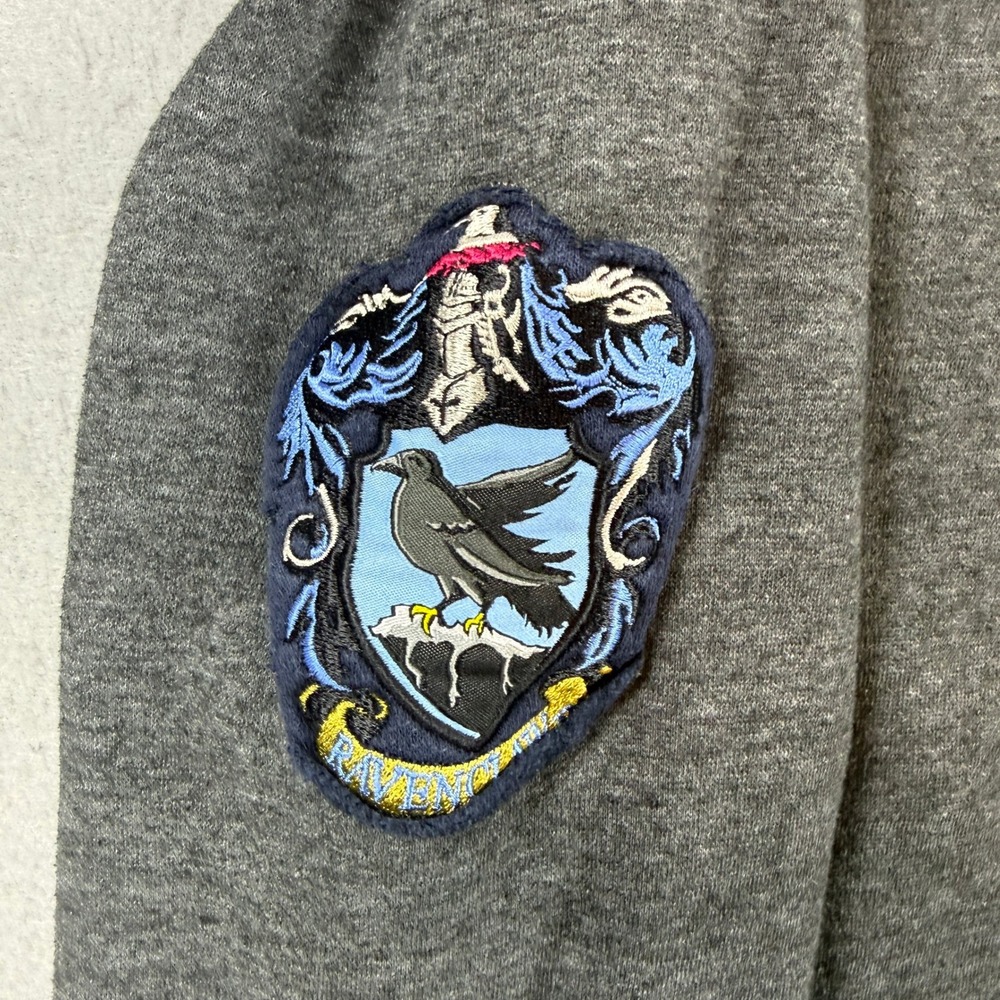 Harry Potter Sweatshirt Mens Medium Gray Ravenclaw Wit Beyond Measure Graphic - Picture 4 of 10